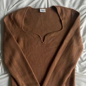 Abercrombie & Fitch Tan Sweetheart Sweater